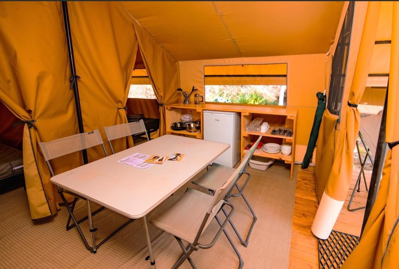 Hotel Camping Onlycamp Les Berges De L'Yonne Coulanges-sur-Yonne Exteriér fotografie