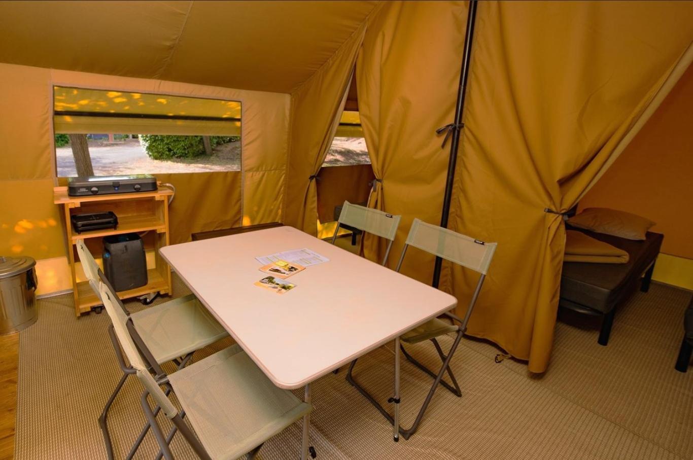 Hotel Camping Onlycamp Les Berges De L'Yonne Coulanges-sur-Yonne Exteriér fotografie